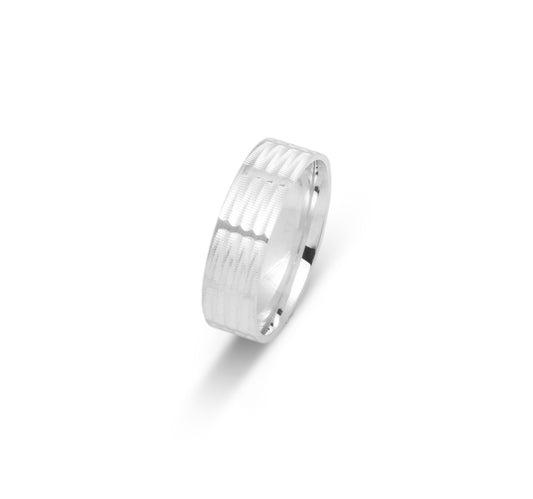 10K WEDDING BAND FANCY