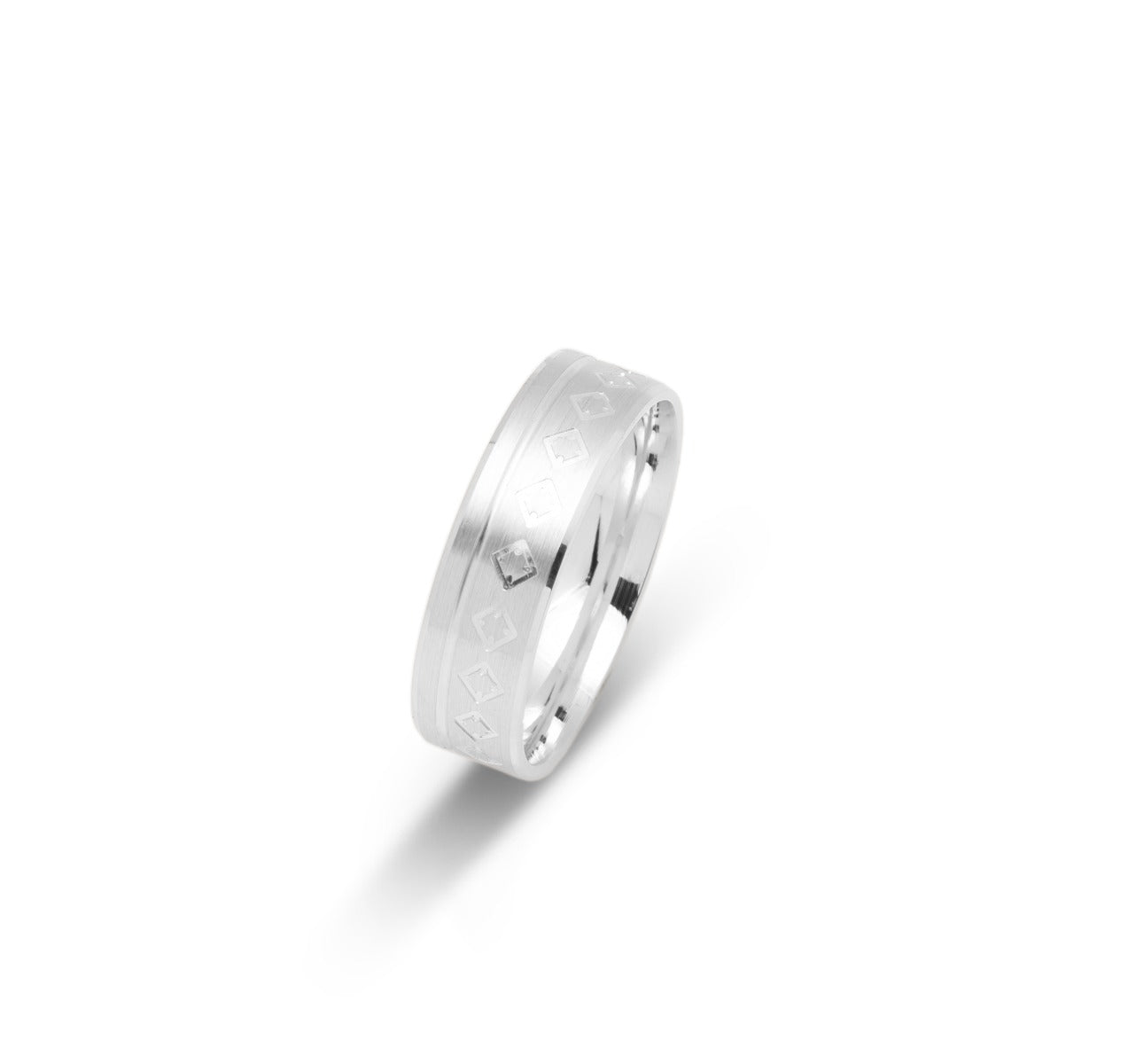 10K WEDDING BAND FANCY