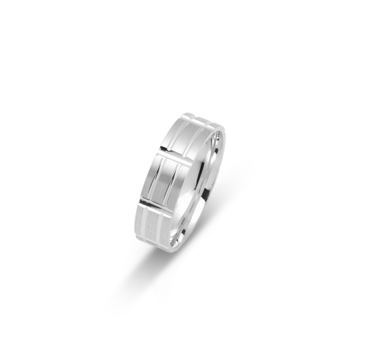 10K WEDDING BAND FANCY