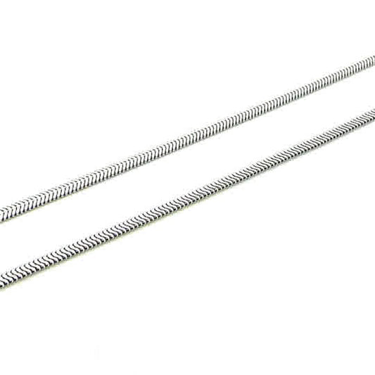 SILVER FLAT OVAL TRUE SNAKE 2.6MM