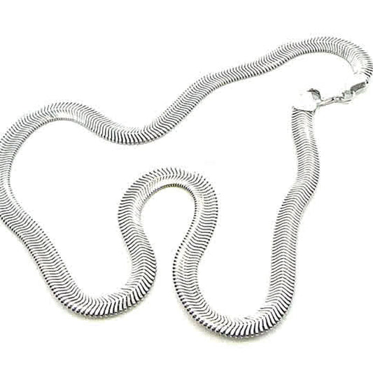 SILVER FLAT OVAL TRUE SNAKE 6.4MM
