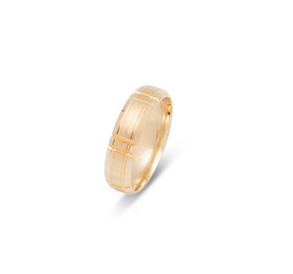 10K WEDDING BAND FANCY