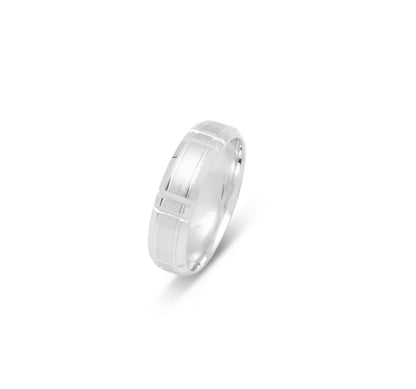 10K WEDDING BAND FANCY