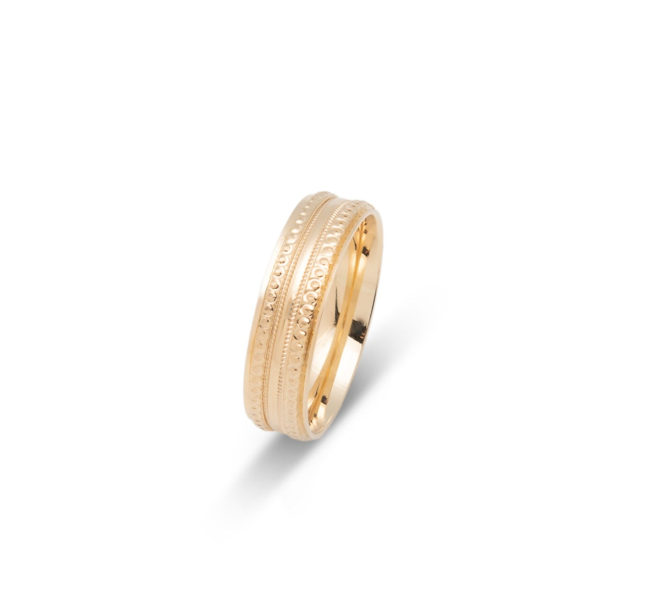 10K WEDDING BAND FANCY