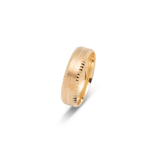 10K WEDDING BAND FANCY