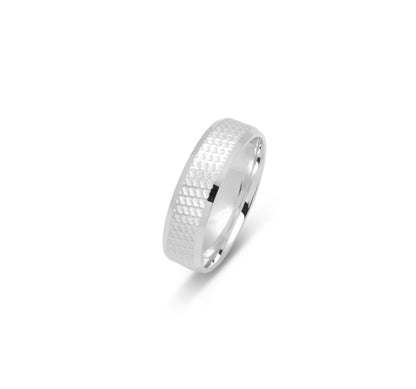 10K WEDDING BAND FANCY