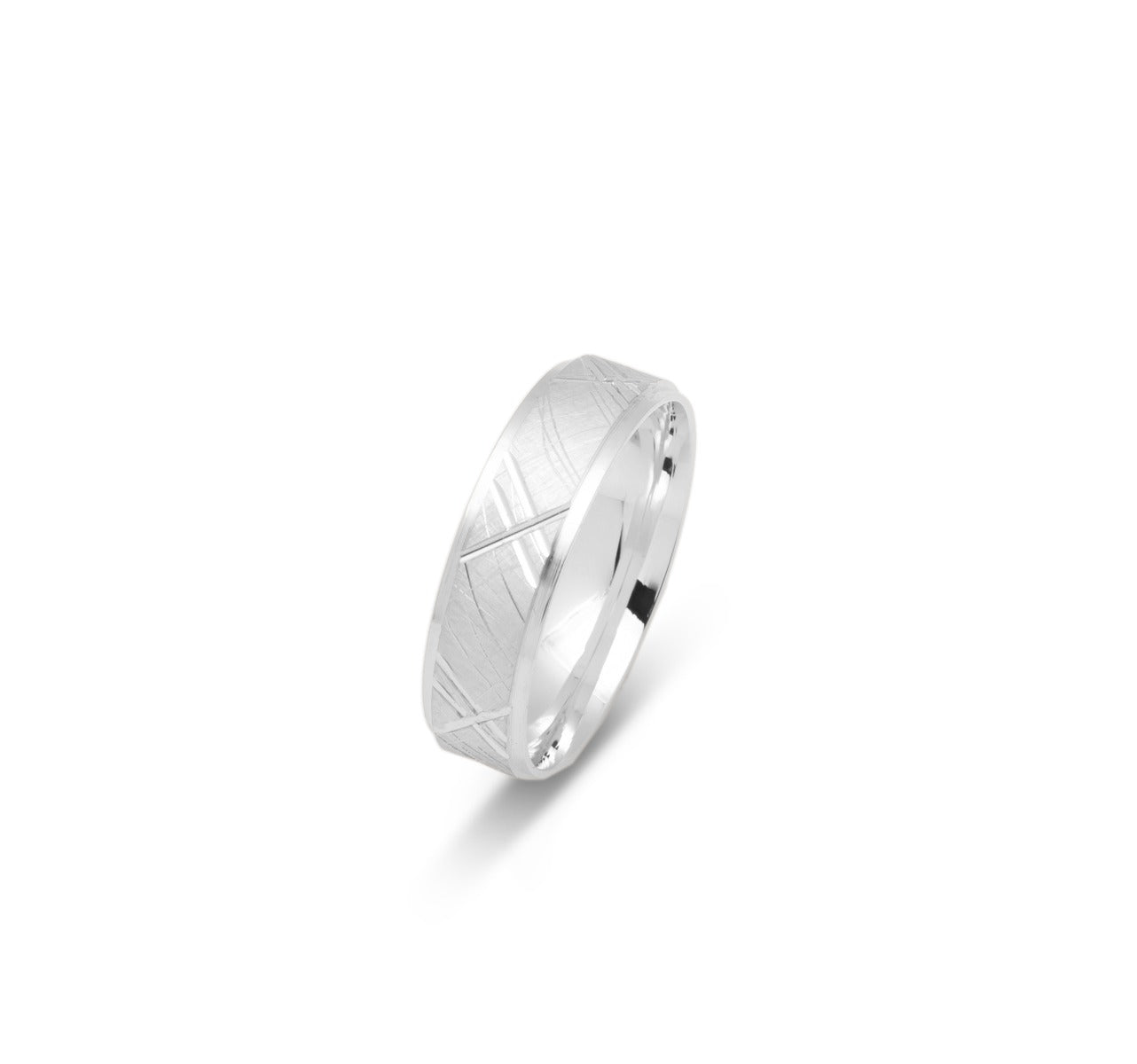 10K WEDDING BAND FANCY