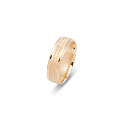 10K WEDDING BAND FANCY