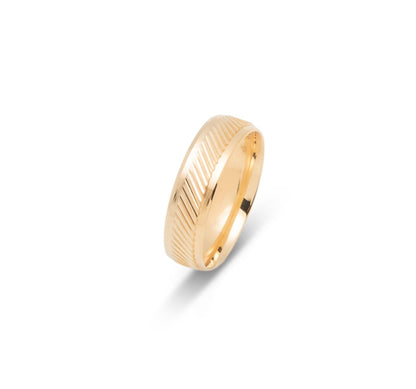 10K WEDDING BAND FANCY